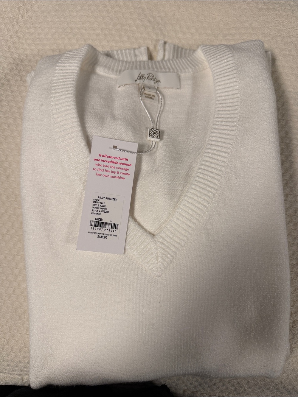 Lilly Pulitzer White V-Neck Sweater Lightweight Knit